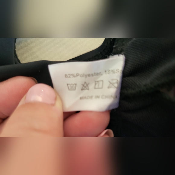 One piece SEXY swimsuit cutouts leopard print size XL New without tags - Picture 7 of 8